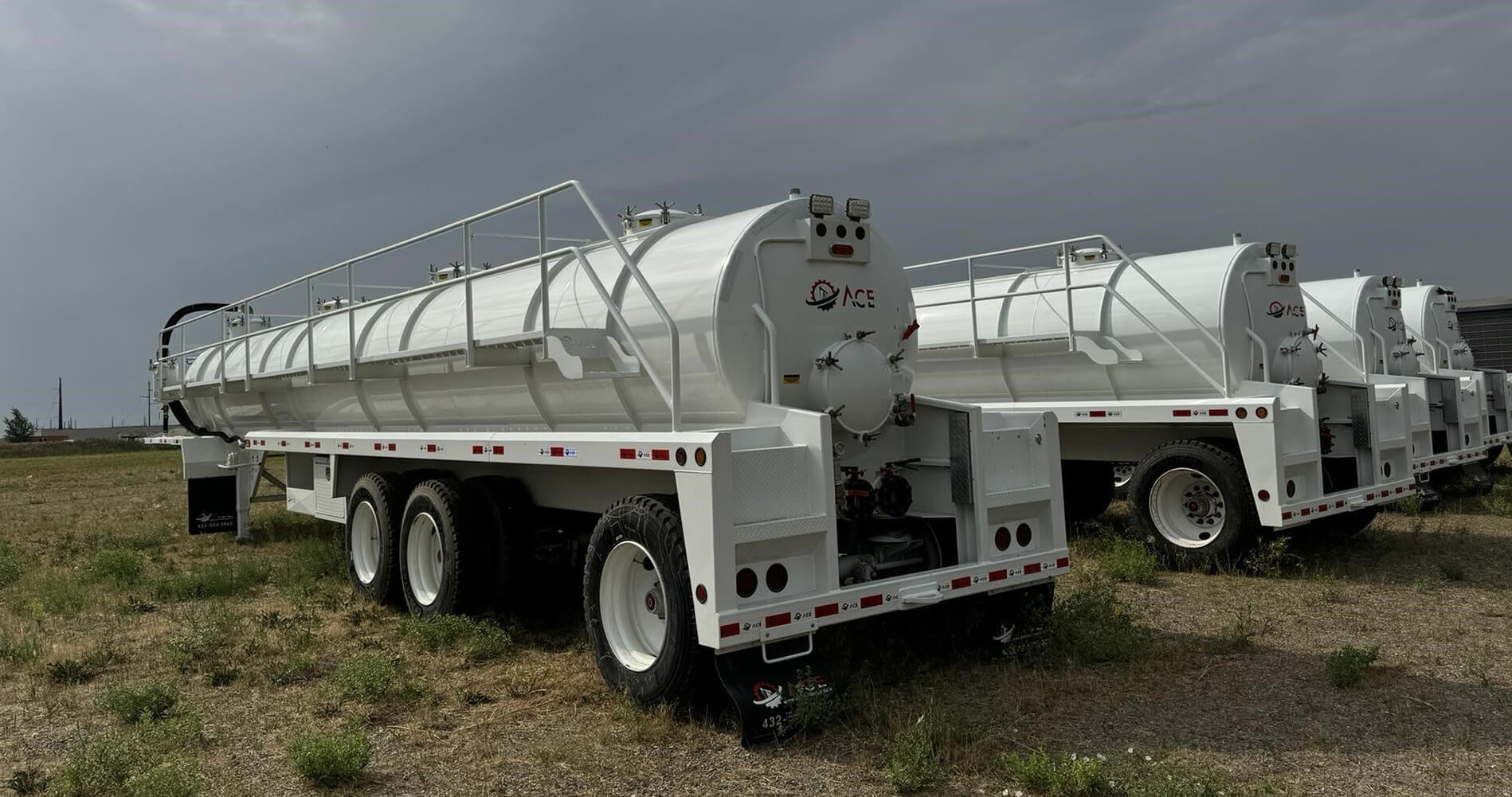 Vacuum 165 BBL Trailers